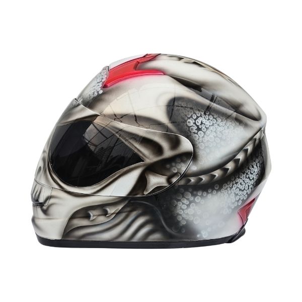 7_Black-alien-helmet a